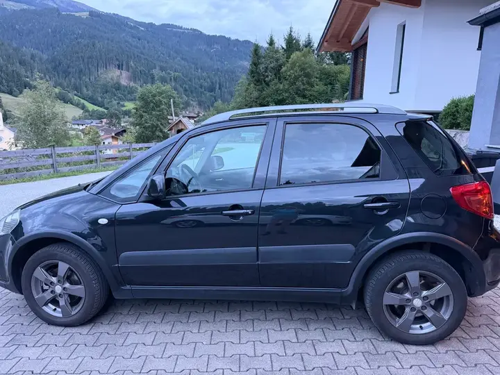 Suzuki Sx4 2010 photo 3