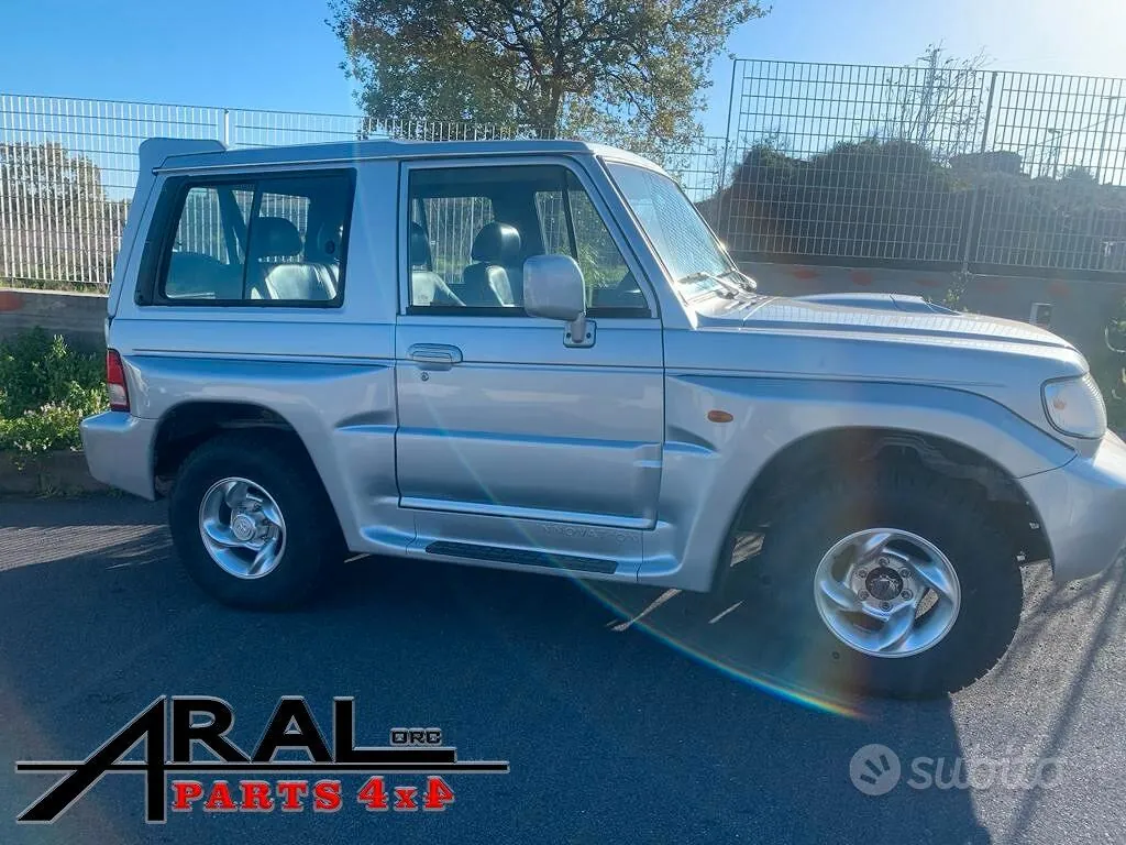 Hyundai Galloper 2003 photo 5