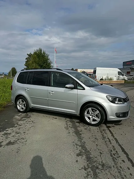 Volkswagen Touran 2014 photo 4
