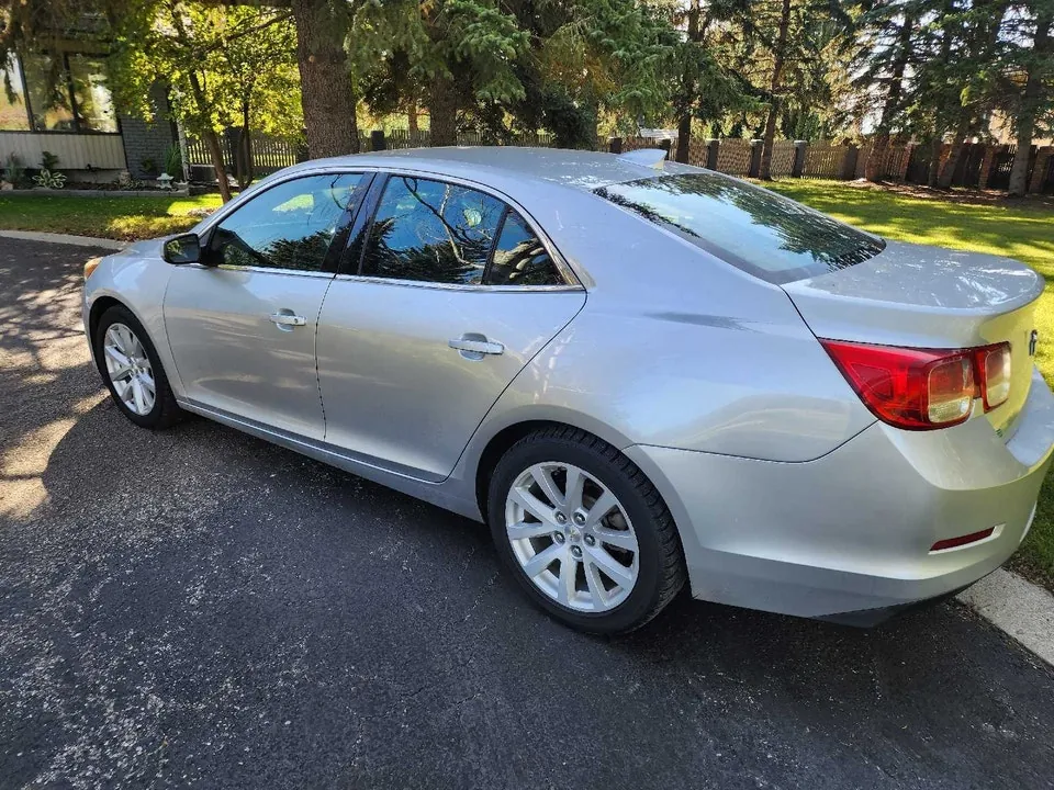 Chevrolet Malibu 2015 photo 3