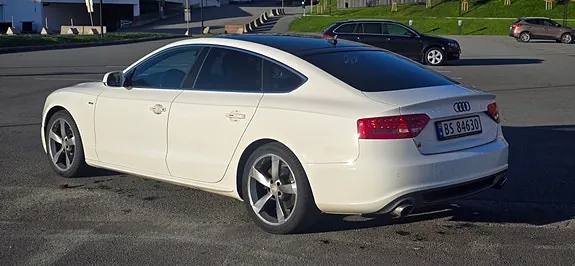 Audi A5 2011 photo 3