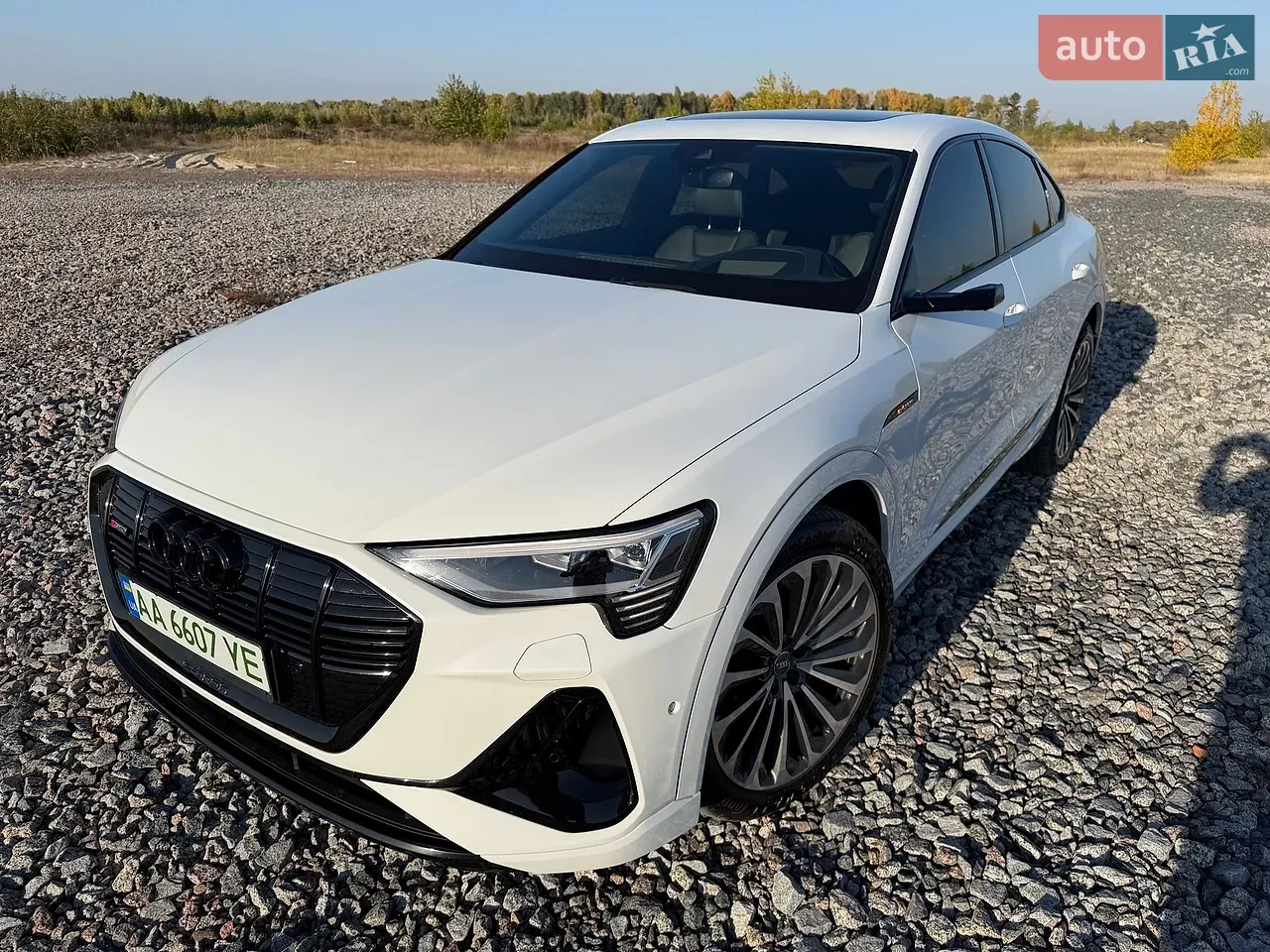 Audi E-Tron 2021 photo 2