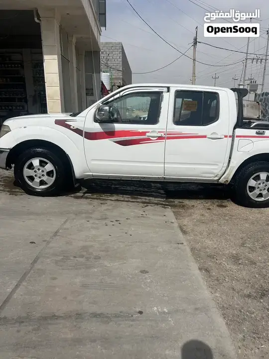 Nissan Navara 2012 photo 2