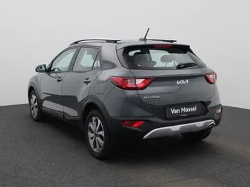 Kia Stonic 2023 photo 2