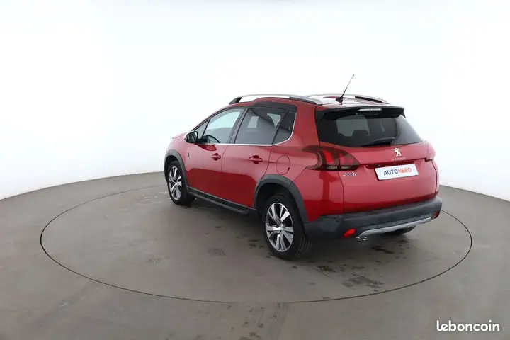 Peugeot 2008 2019 photo 2