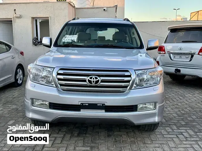 Toyota Land Cruiser 2009 photo 2