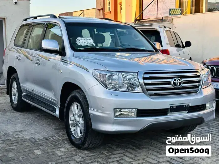 Toyota Land Cruiser 2009 photo 3
