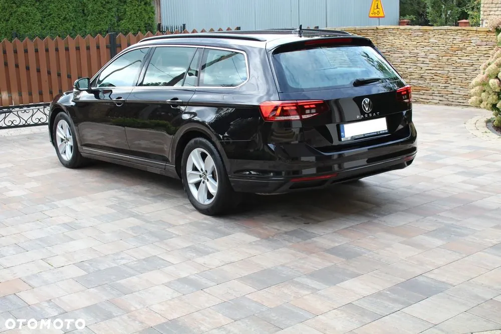 Volkswagen Passat 2021 photo 5
