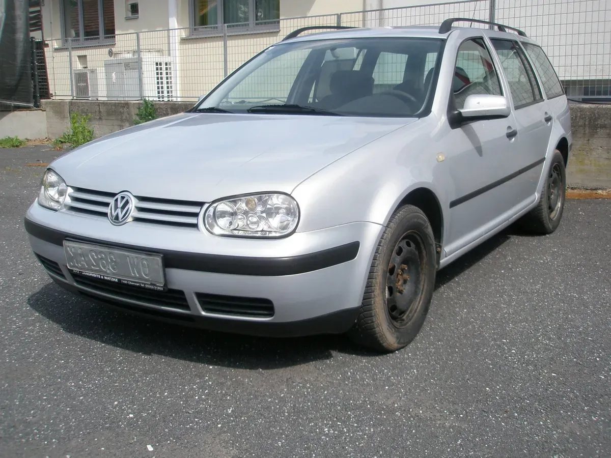 Volkswagen Golf 1999 photo 3