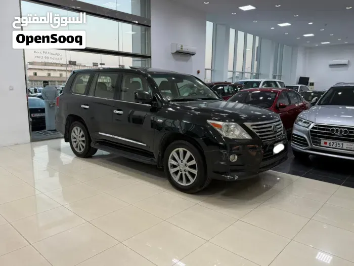 Lexus Lx 2010 photo 2