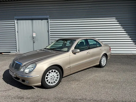 Mercedes-Benz E320