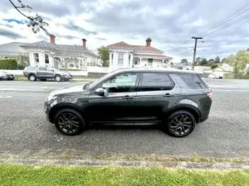 Land Rover Discovery Sport 2019 photo 5