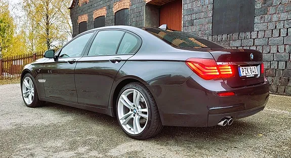 BMW 730D 2014 photo 4