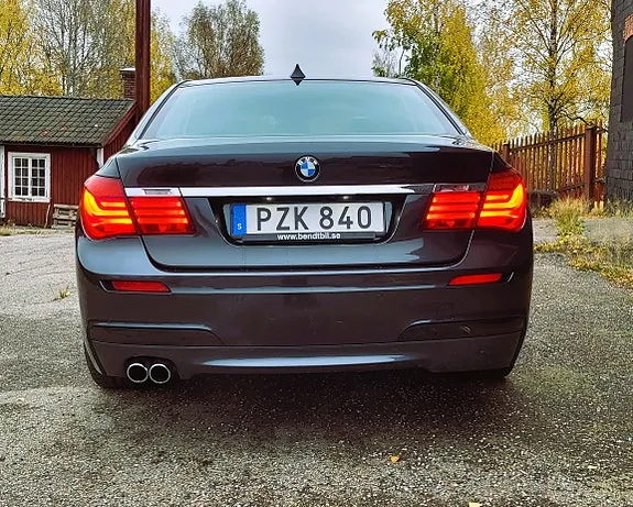 BMW 730D 2014 photo 3