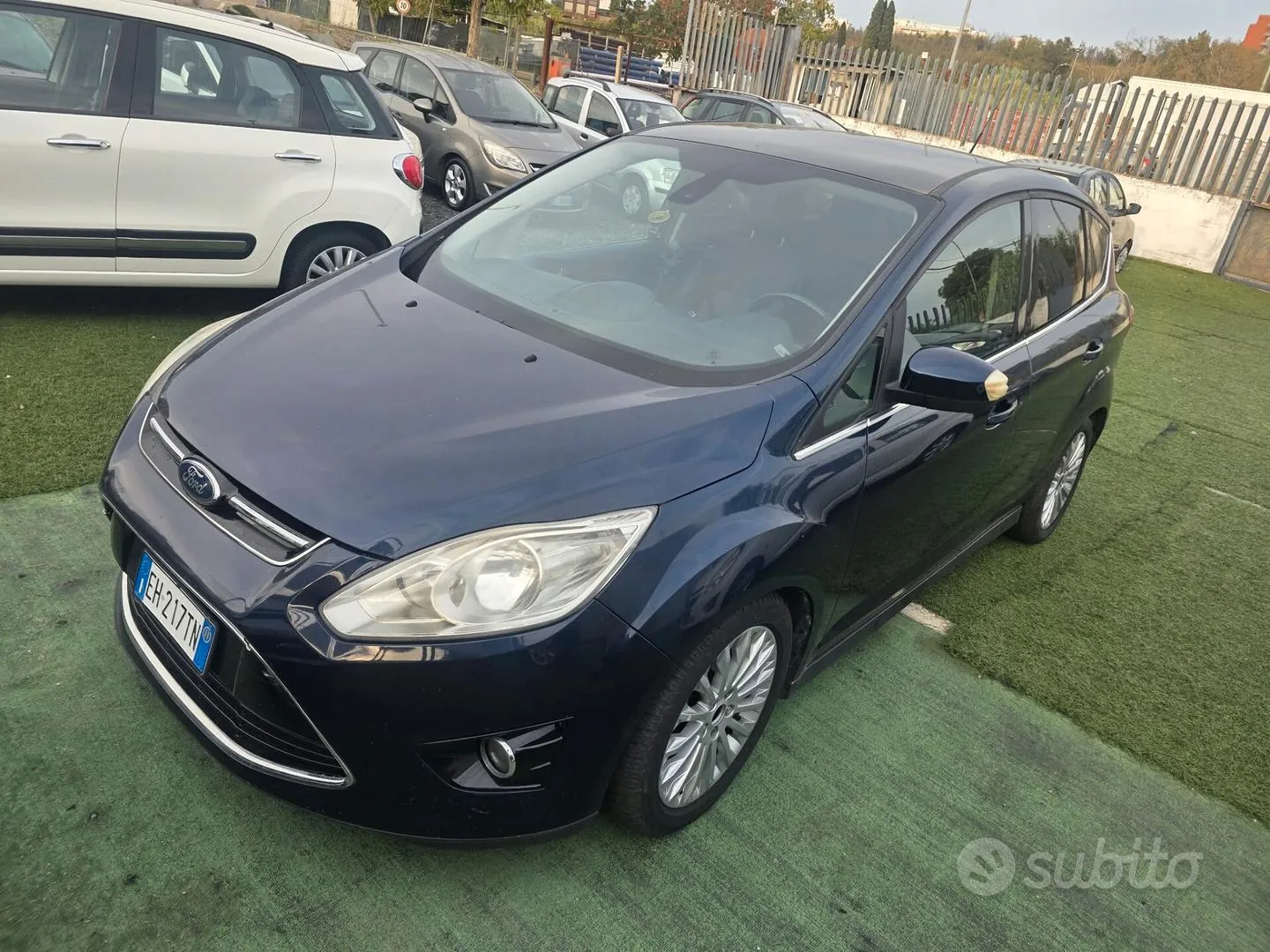 Ford C-Max 2012 photo 4