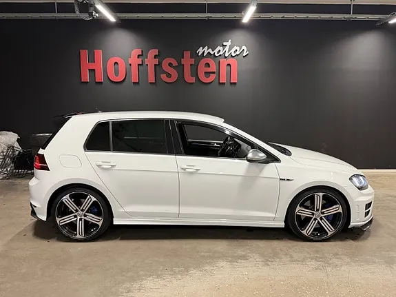 Volkswagen Golf 2017 photo 2