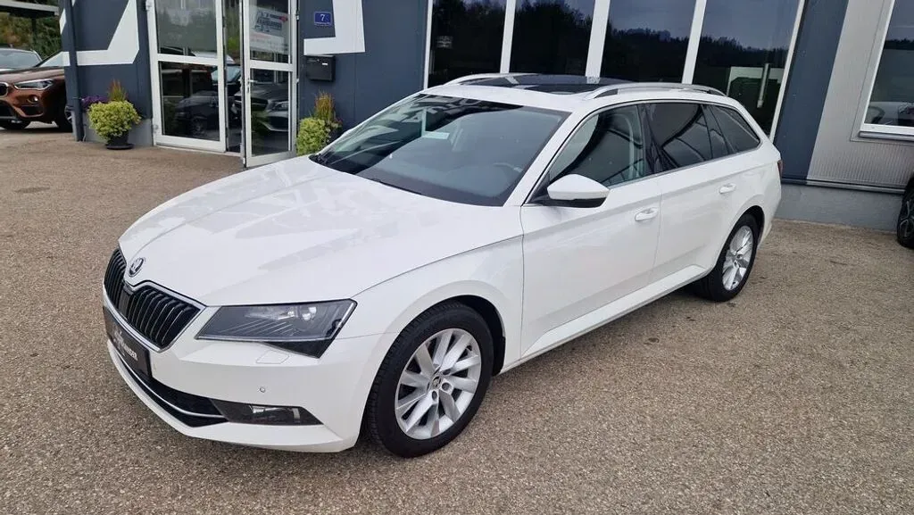 Skoda Superb 2018 photo 3