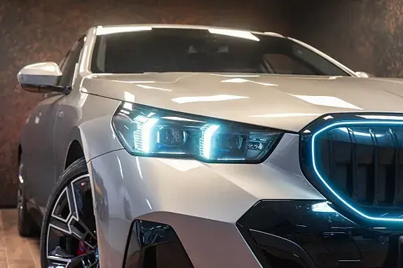 BMW 530E 2025 photo 4