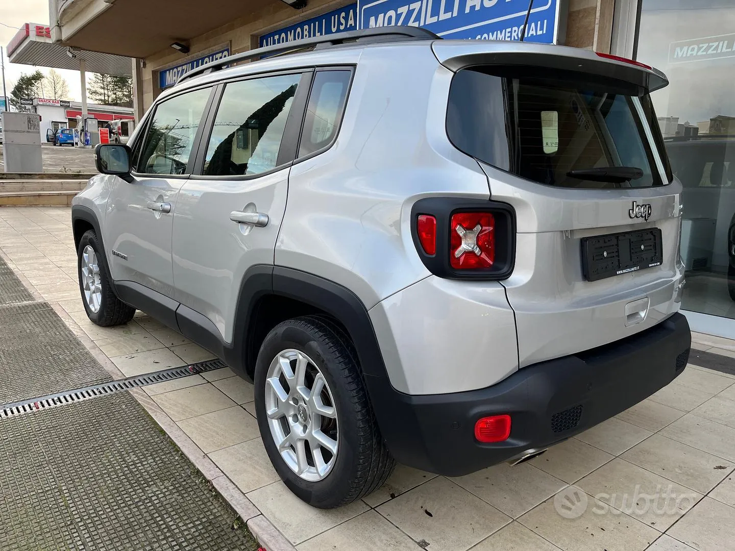 Jeep Renegade 2021 photo 2