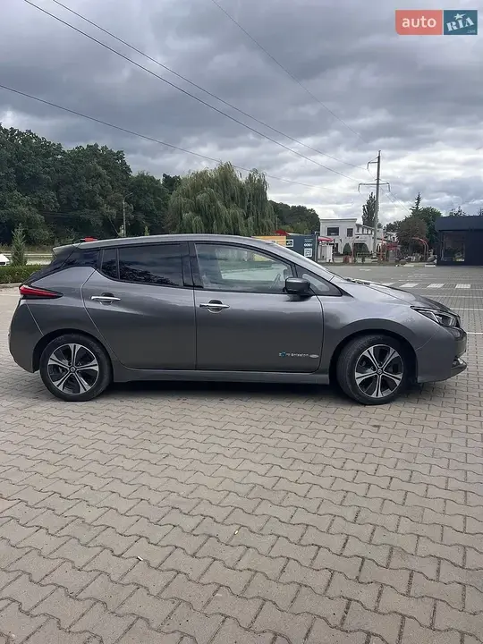 Nissan Leaf 2019 photo 5