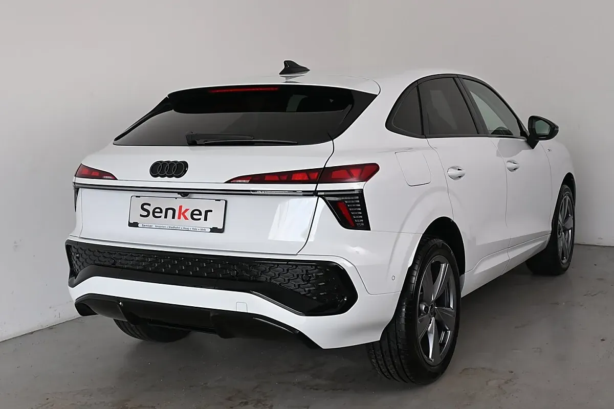 Audi Q3 2026 photo 2