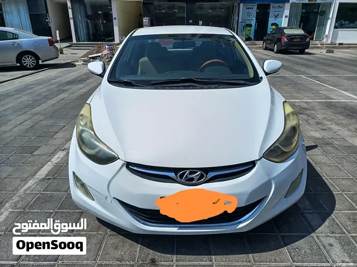 Hyundai Elantra 2013 photo 2