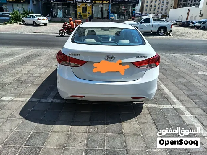 Hyundai Elantra 2013 photo 3