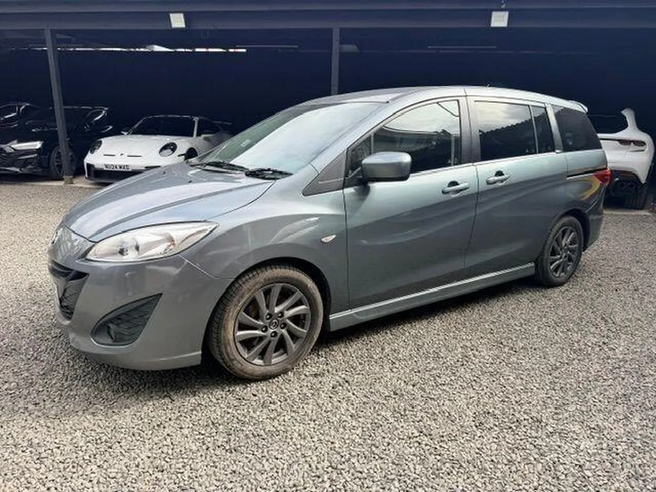 Mazda Mazda5 2012 photo 3