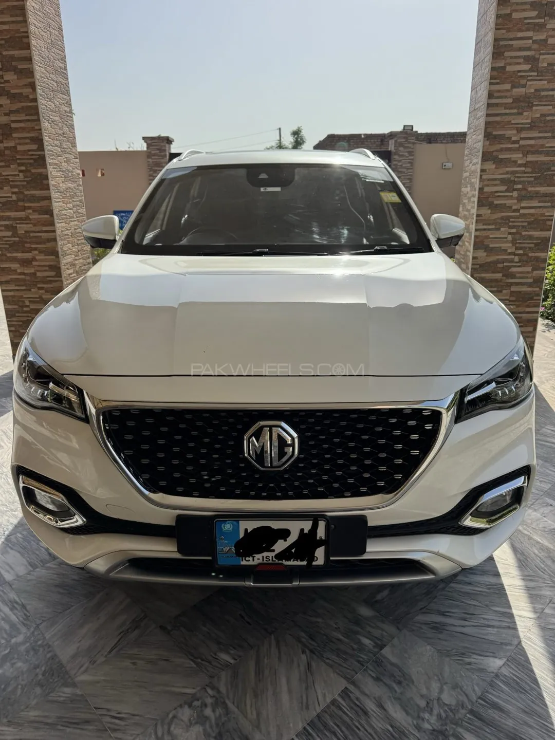 MG Hs