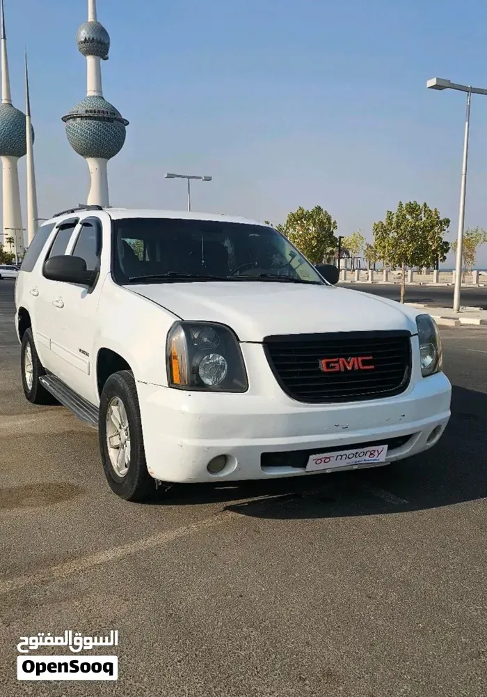 GMC Yukon 2011 photo 3