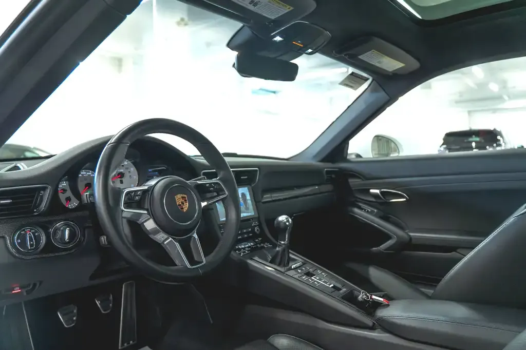 Porsche 911 2017 photo 2