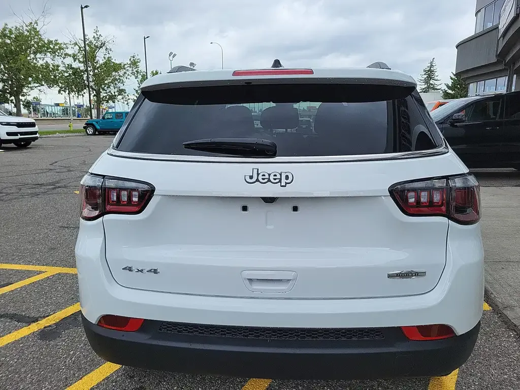 Jeep Compass 2026 photo 3