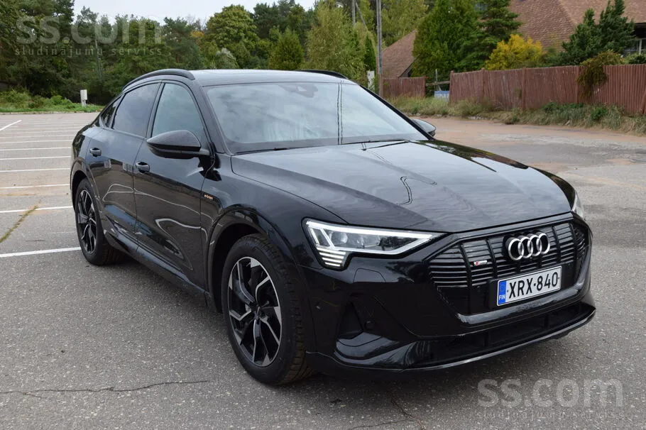 Audi E-Tron