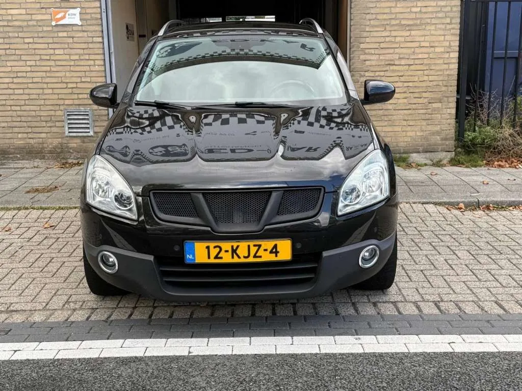 Nissan Qashqai 2010 photo 5