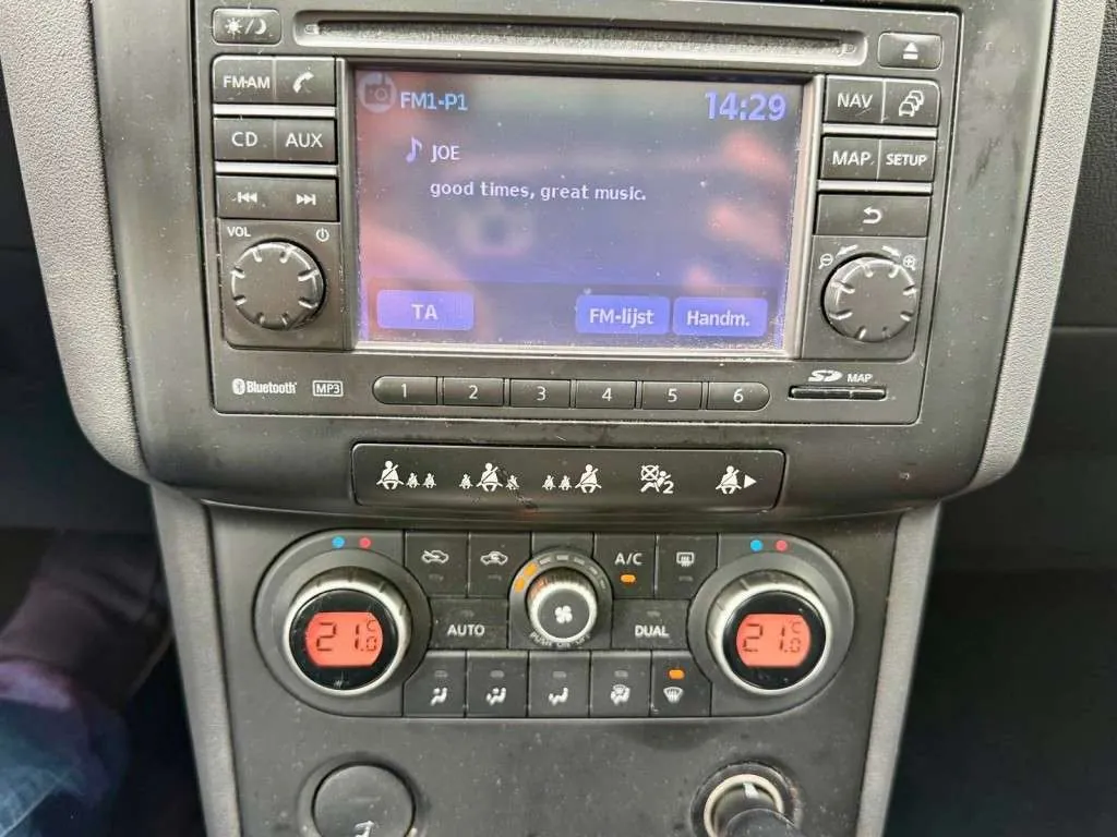 Nissan Qashqai 2010 photo 3