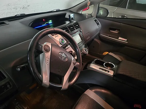 Toyota Prius 2013 photo 4