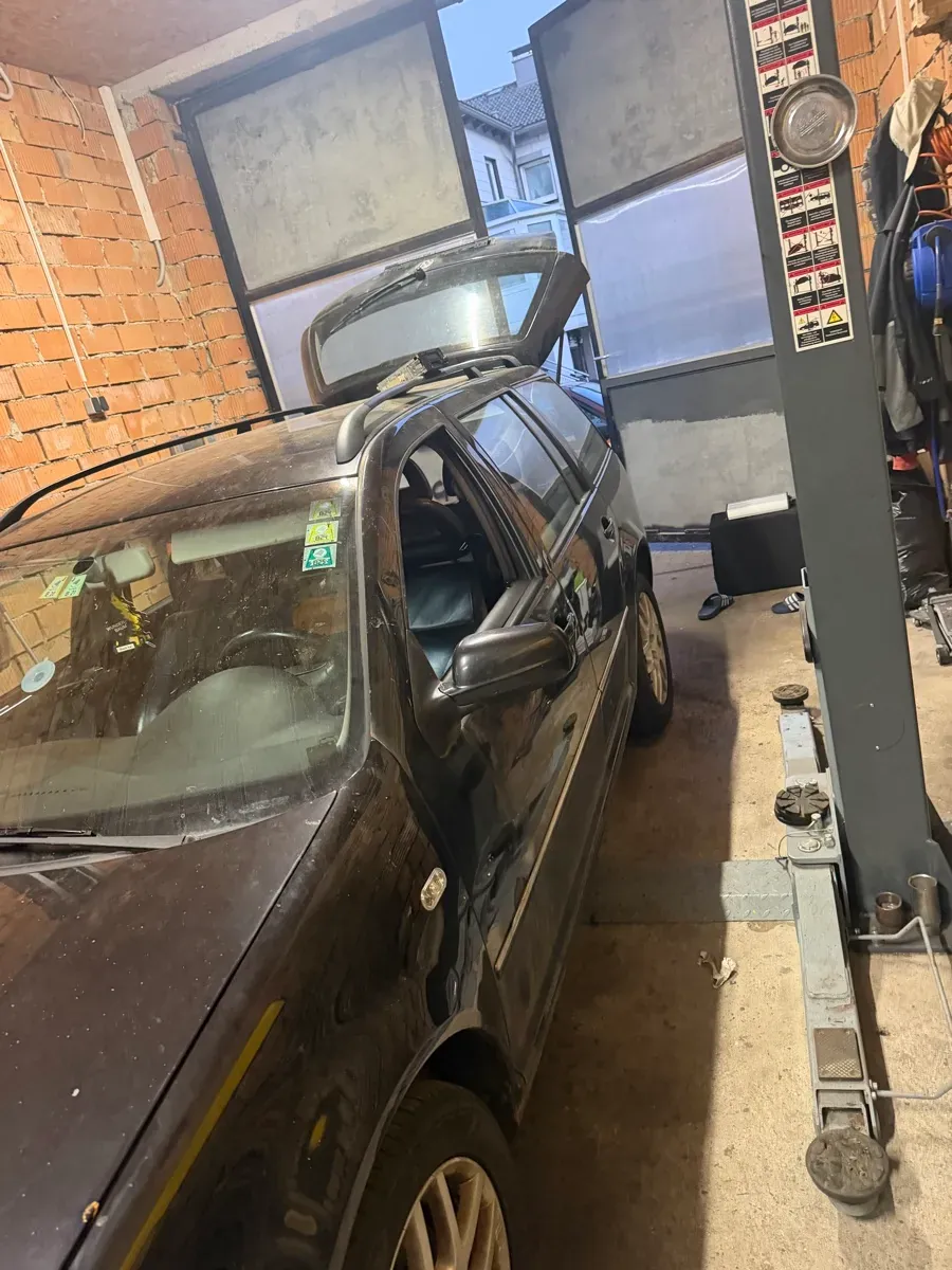 Volkswagen Bora 2000 photo 3