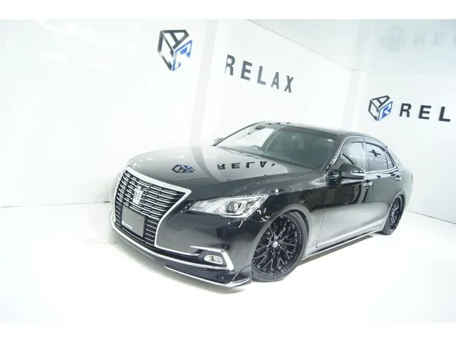 Toyota Crown Royal 2015 photo 3
