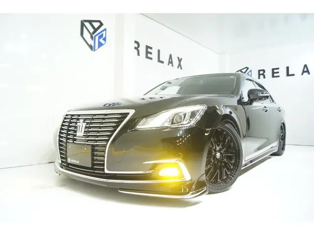 Toyota Crown Royal 2015 photo 2