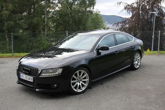 Audi A5 2011 photo 4