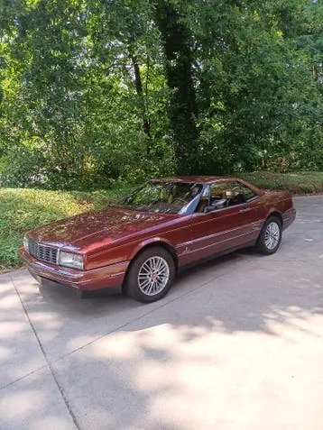 Cadillac Allanté
