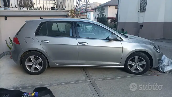 Volkswagen Golf 2015 photo 2