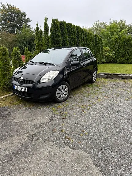 Toyota Yaris 2009 photo 2