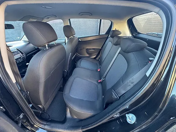 Hyundai I20 2013 photo 5