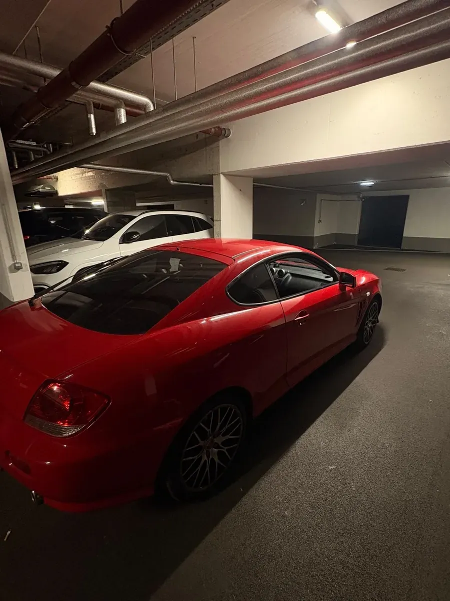 Hyundai Tiburon 2005 photo 3