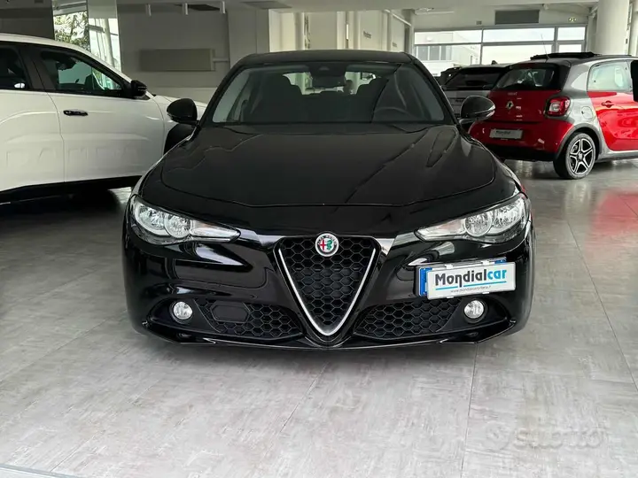 Alfa Romeo Giulia 2016 photo 2