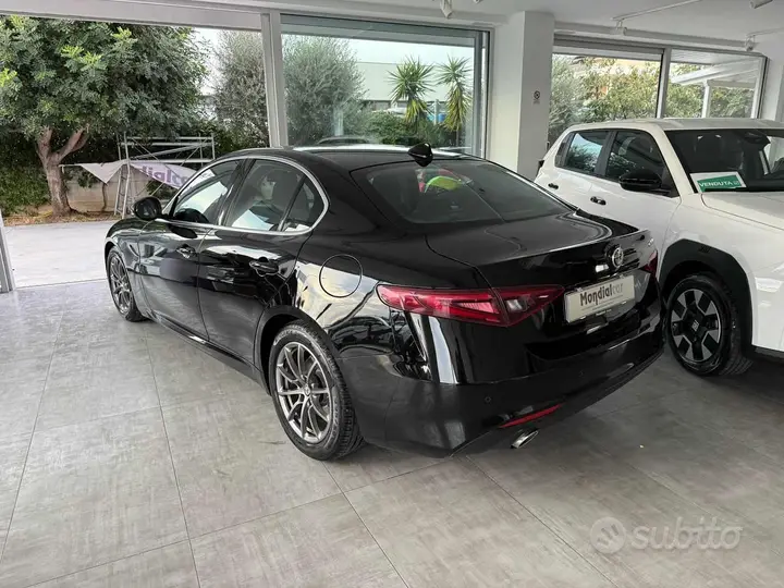 Alfa Romeo Giulia 2016 photo 5
