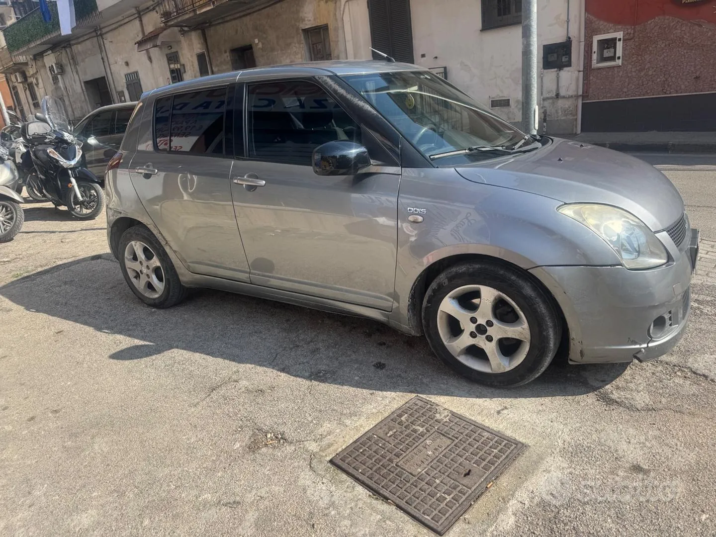 Suzuki Swift 2006 photo 3