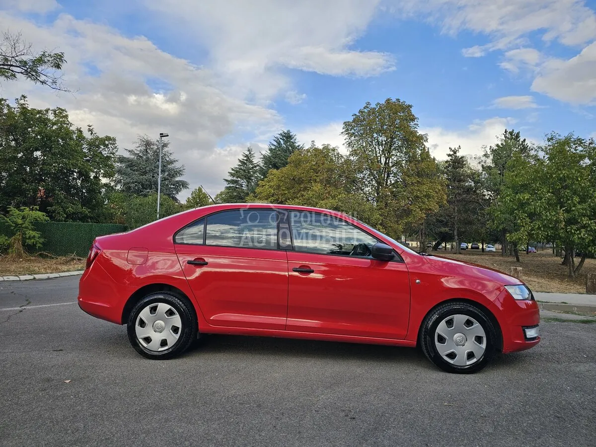 Skoda Rapid 2014 photo 2