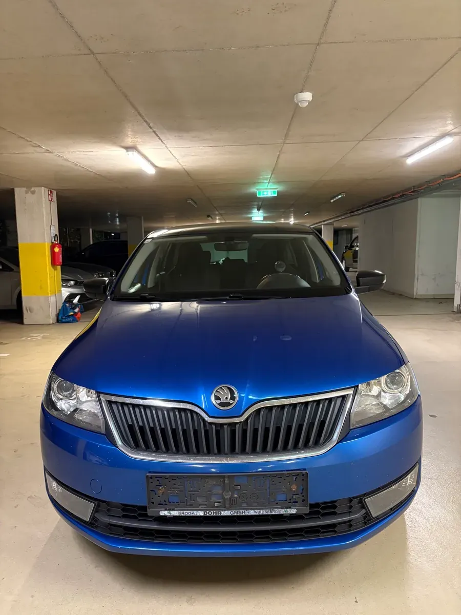 Skoda Rapid 2016 photo 2
